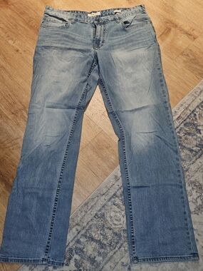 Calvin Klein Mens Jeans Size 36x32 Slim Fit Straight Leg Light Denim Medium Wash